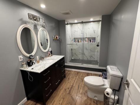 18 Ledges Court Lewiston ME 04240