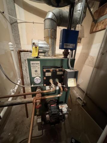 18 Ledges Court Lewiston ME 04240