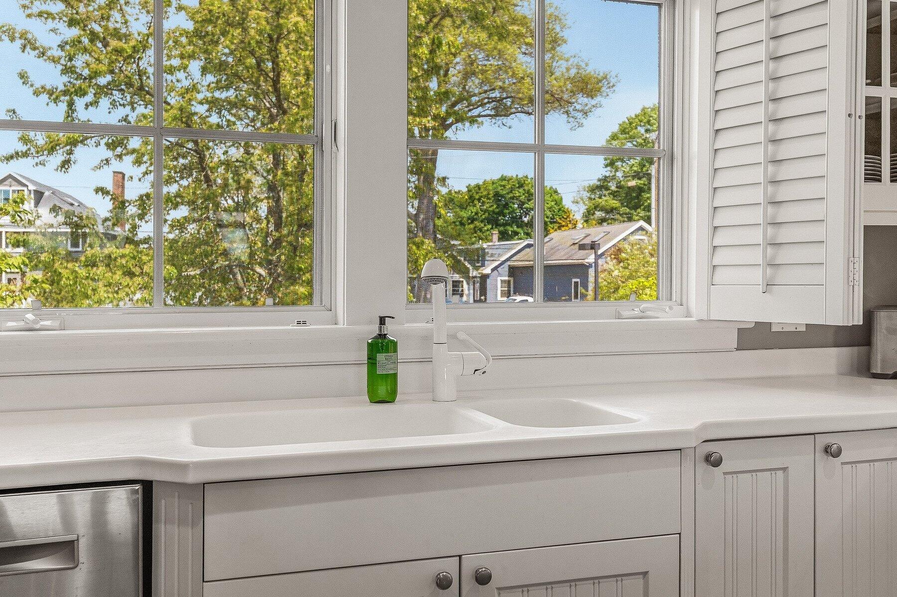 4 Island Avenue Kittery ME 03904