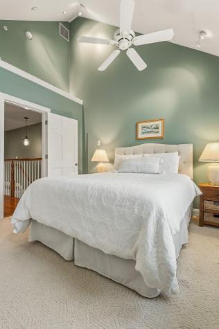 4 Island Avenue Kittery ME 03904