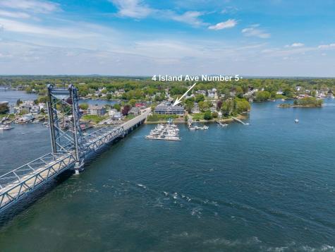 4 Island Avenue Kittery ME 03904