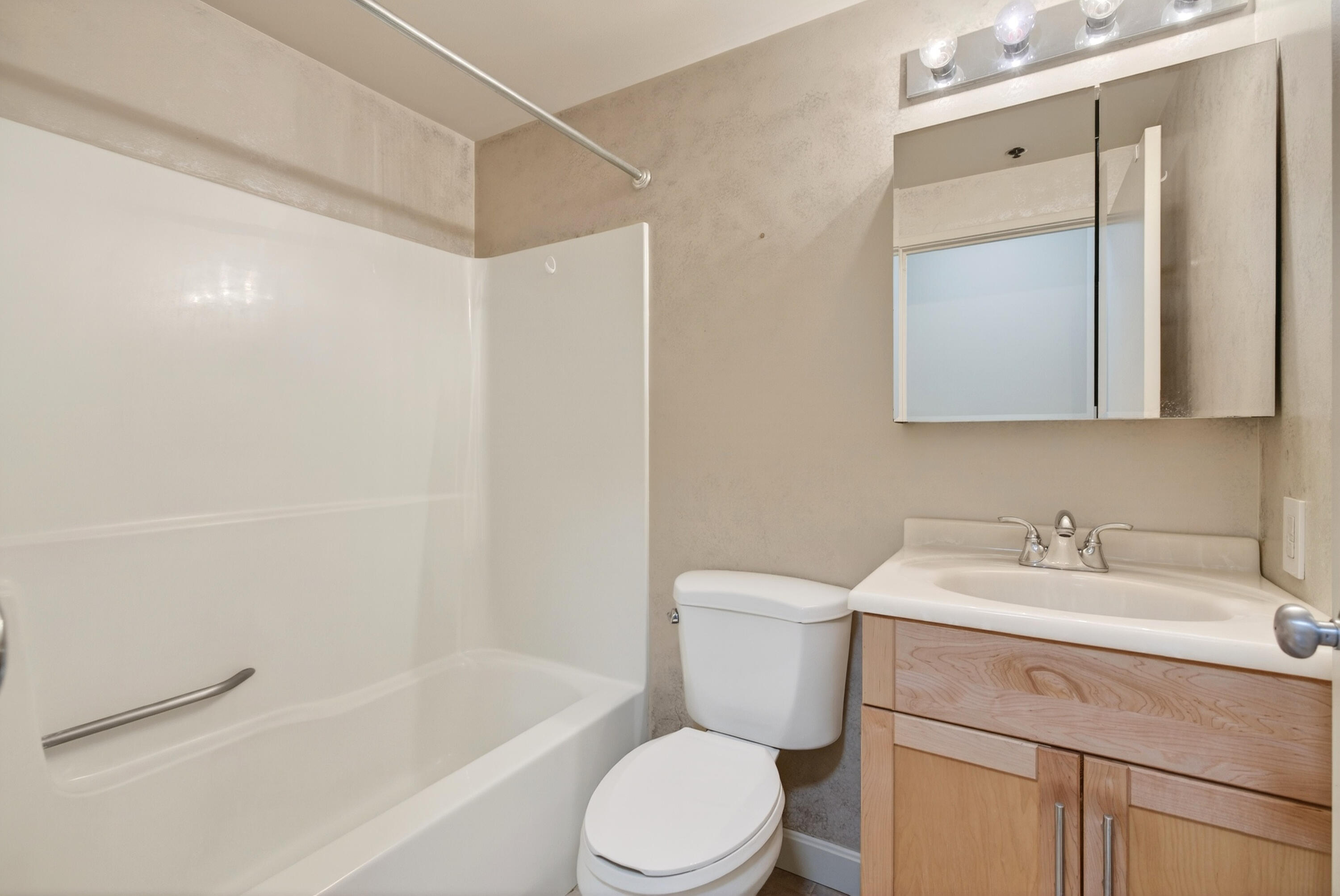 148 Breakwater Drive South Portland ME 04106