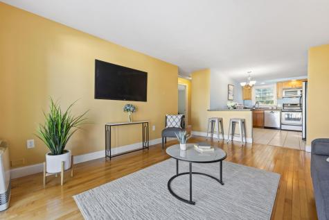 11 Carriage Hill Eliot ME 03903