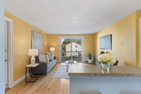 11 Carriage Hill Eliot ME 03903