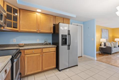 11 Carriage Hill Eliot ME 03903