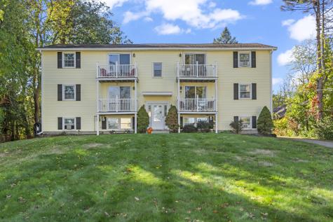 11 Carriage Hill Eliot ME 03903