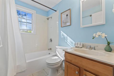 11 Carriage Hill Eliot ME 03903