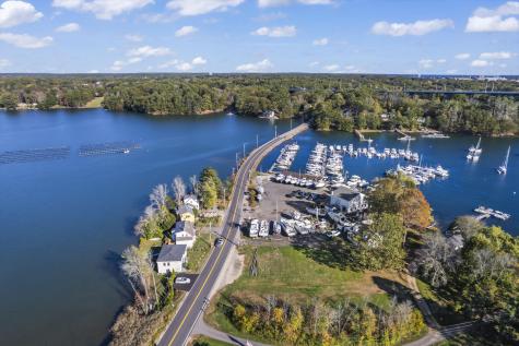 11 Carriage Hill Eliot ME 03903