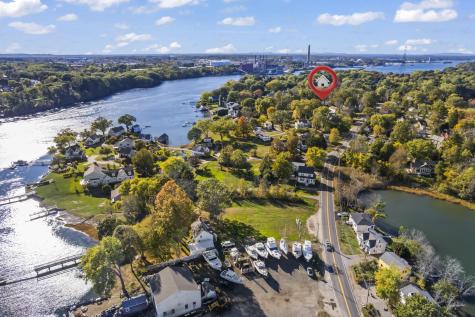 11 Carriage Hill Eliot ME 03903