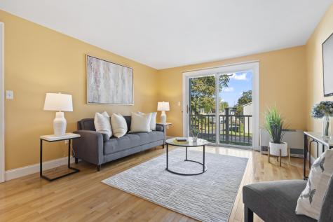 11 Carriage Hill Eliot ME 03903