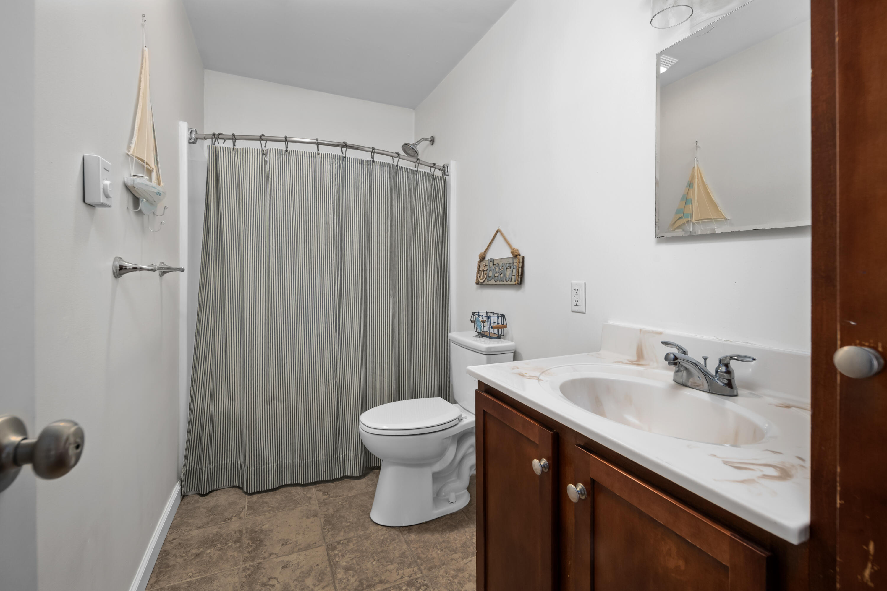 10 Barefoot Cottage Road Wells ME 04090