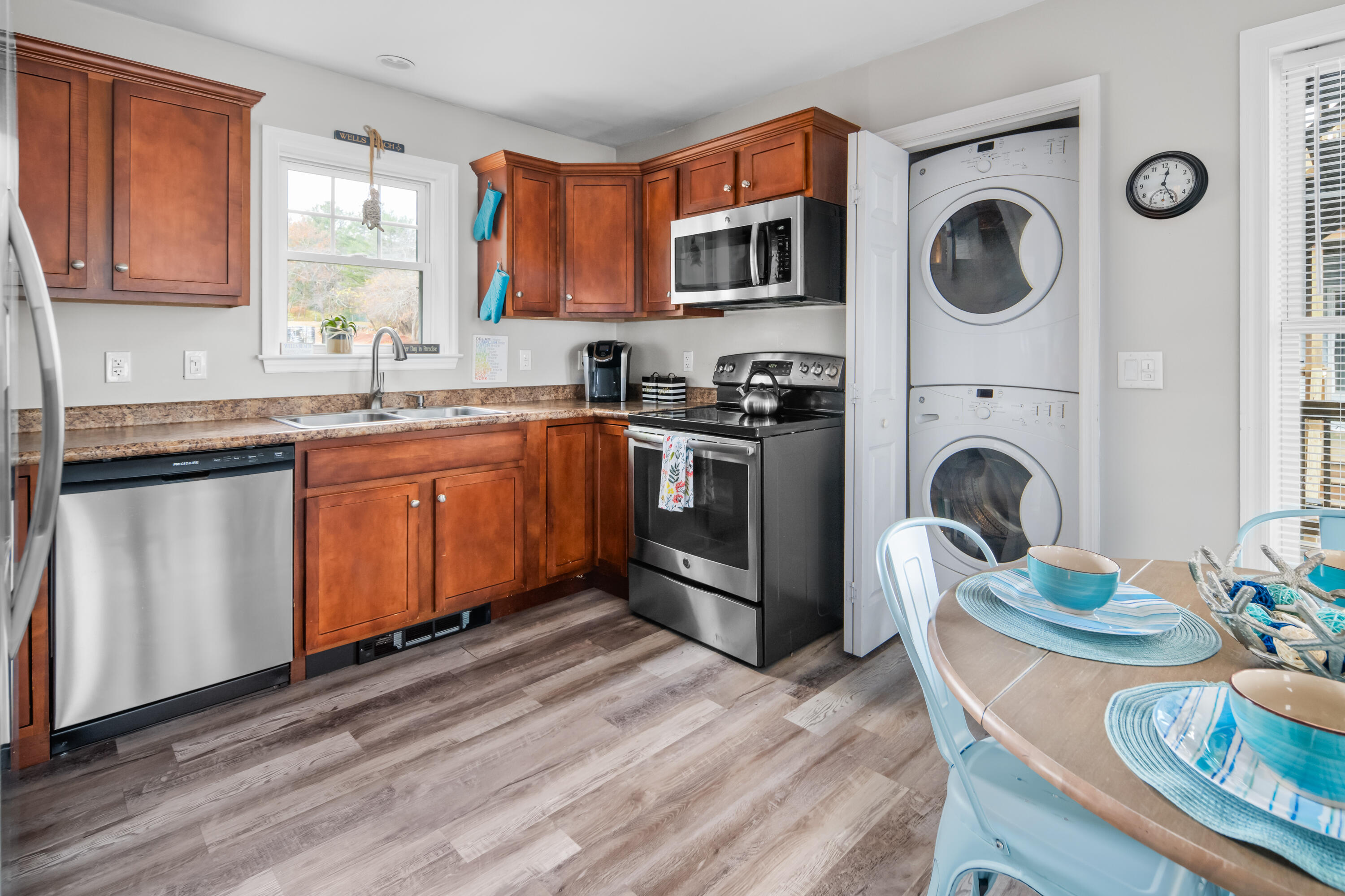 10 Barefoot Cottage Road Wells ME 04090