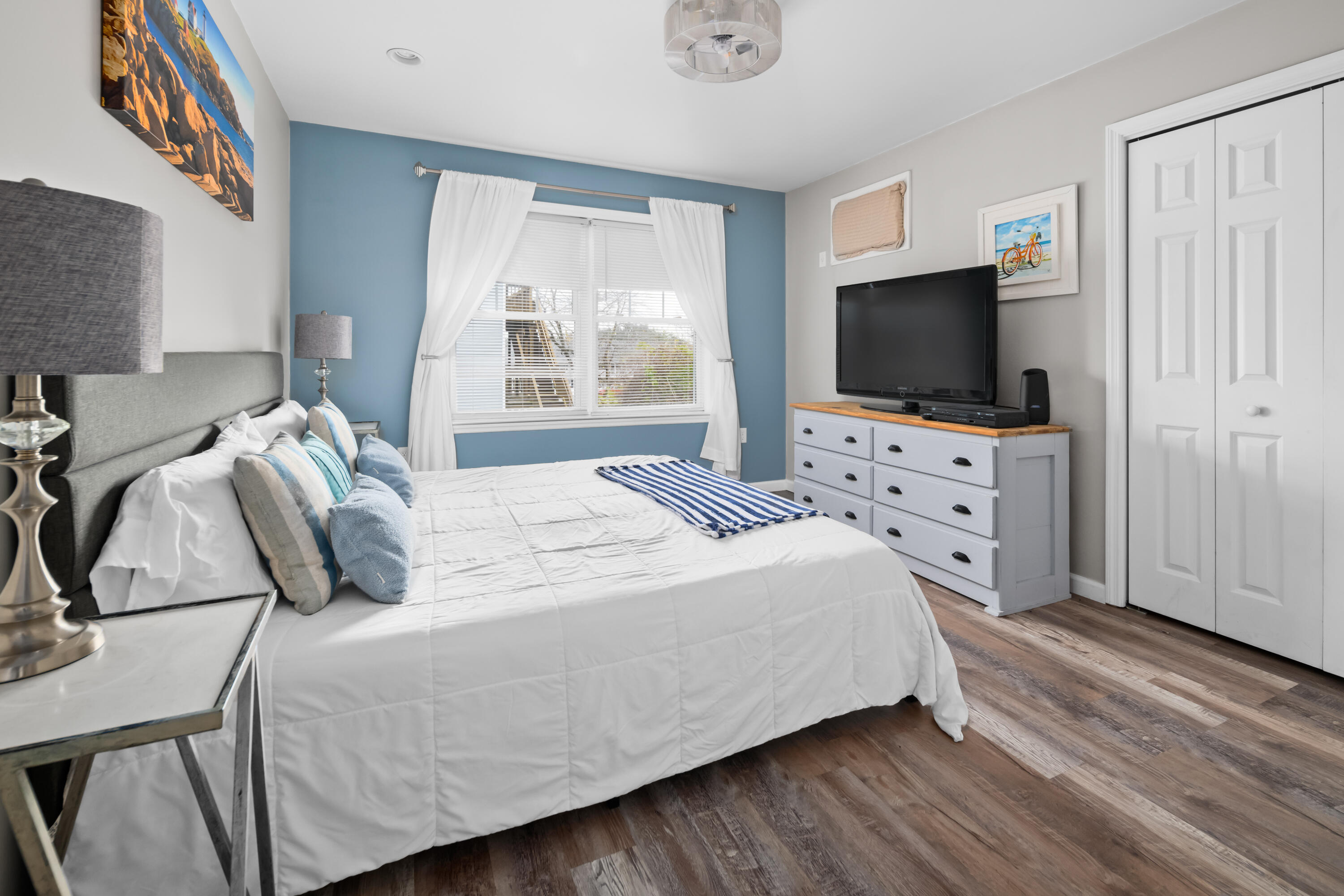 10 Barefoot Cottage Road Wells ME 04090