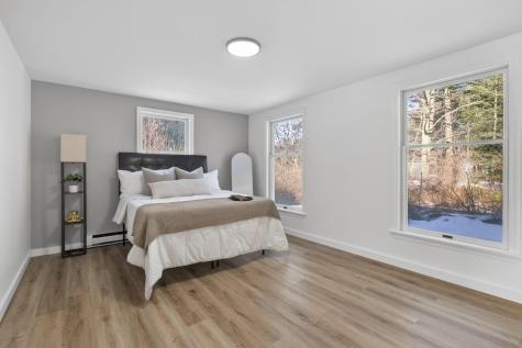 47 Cluf Bay Road Brunswick ME 04011