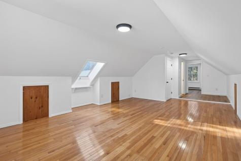 47 Cluf Bay Road Brunswick ME 04011