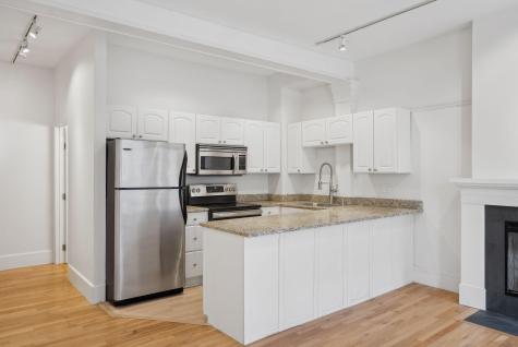 17 Pine Street Portland ME 04102