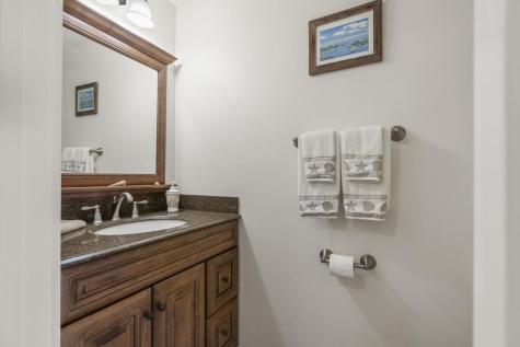 96 Atlantic Avenue Boothbay Harbor ME 04538