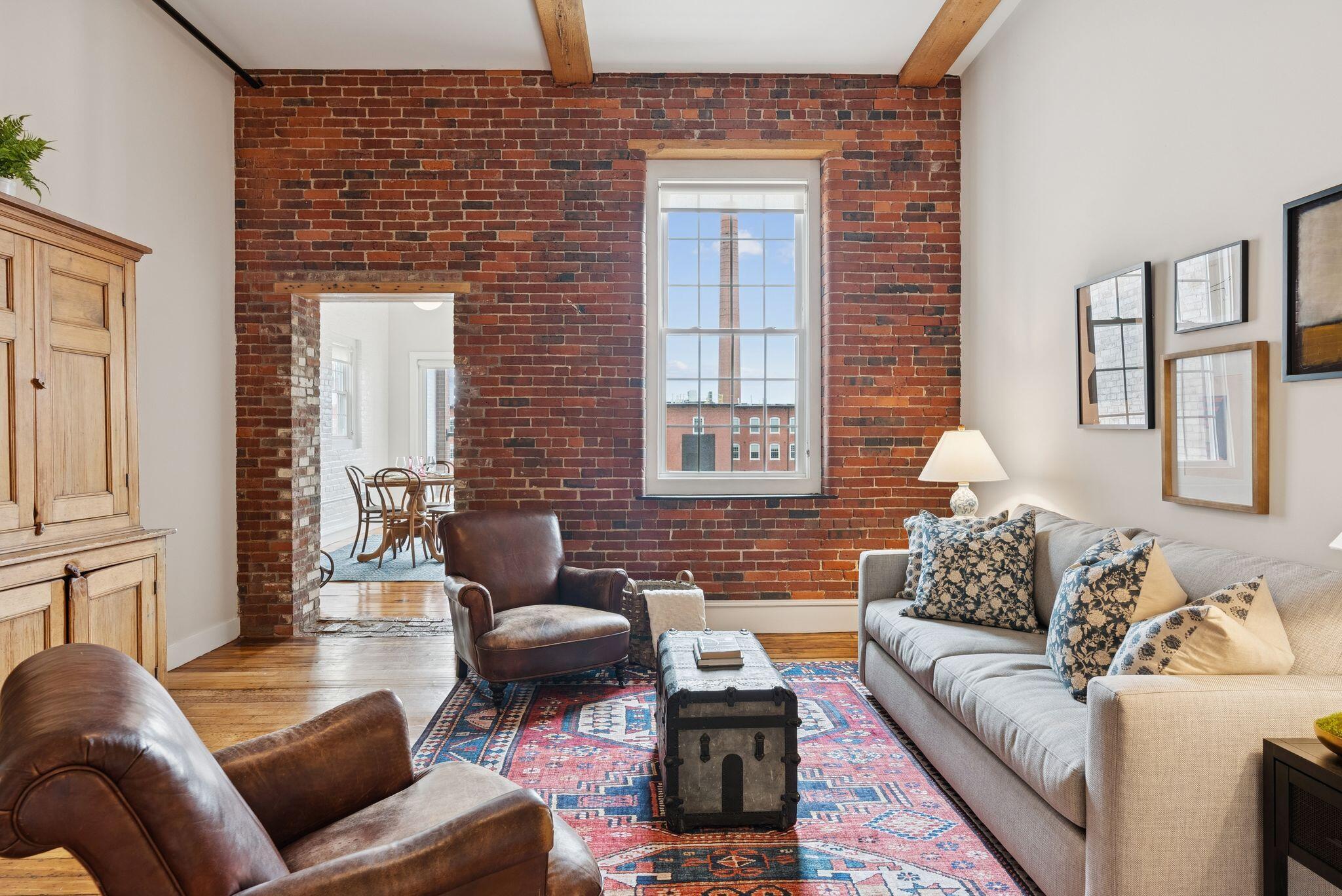 2 Main Street Biddeford ME 04005