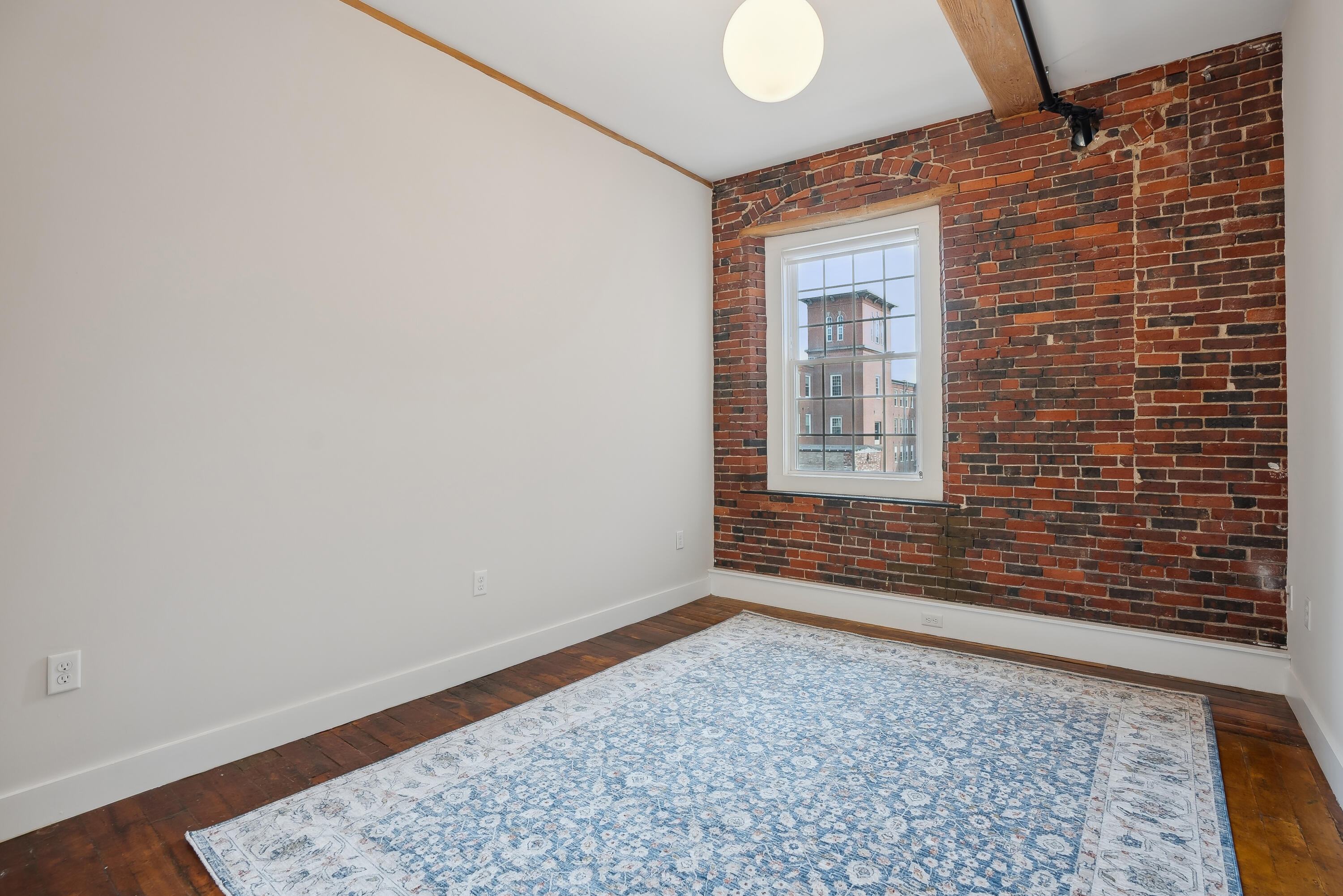 2 Main Street Biddeford ME 04005