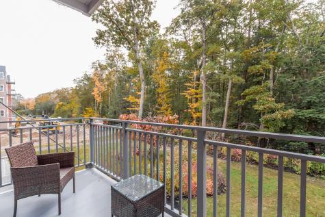 75 Mcauley Way Portland ME 04103