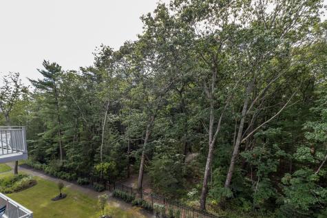 75 Mcauley Way Portland ME 04103