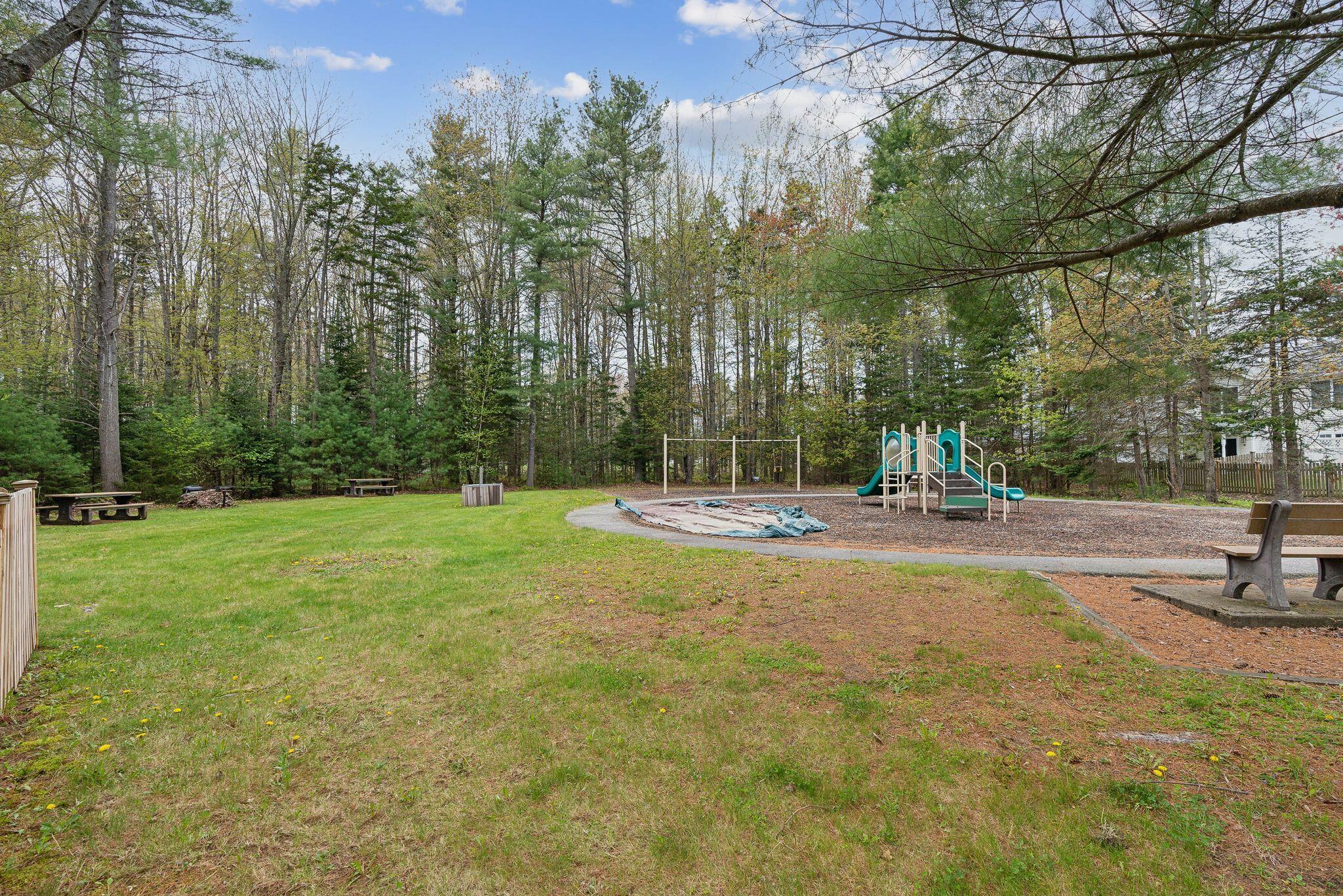 4 Chipmunk Court Brunswick ME 04011