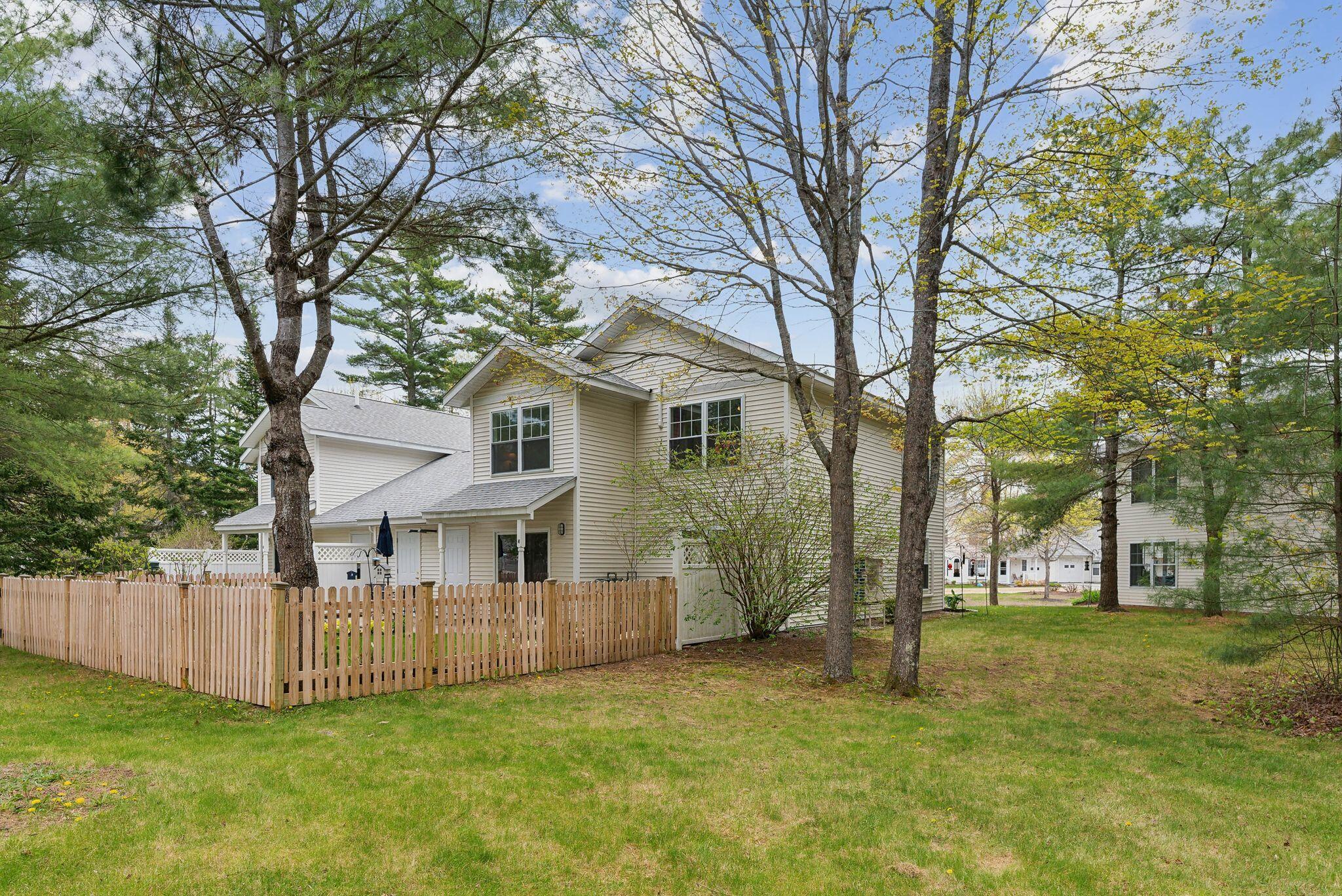 4 Chipmunk Court Brunswick ME 04011