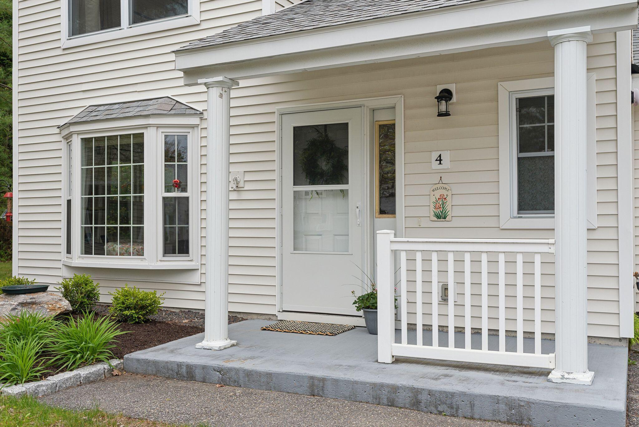 4 Chipmunk Court Brunswick ME 04011