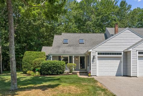 12 Oxford Court Kennebunk ME 04043