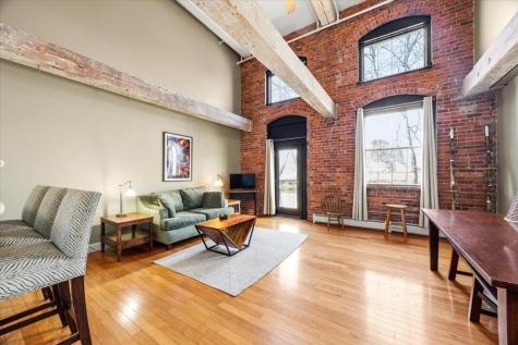 30 Lincoln Street Westbrook ME 04092