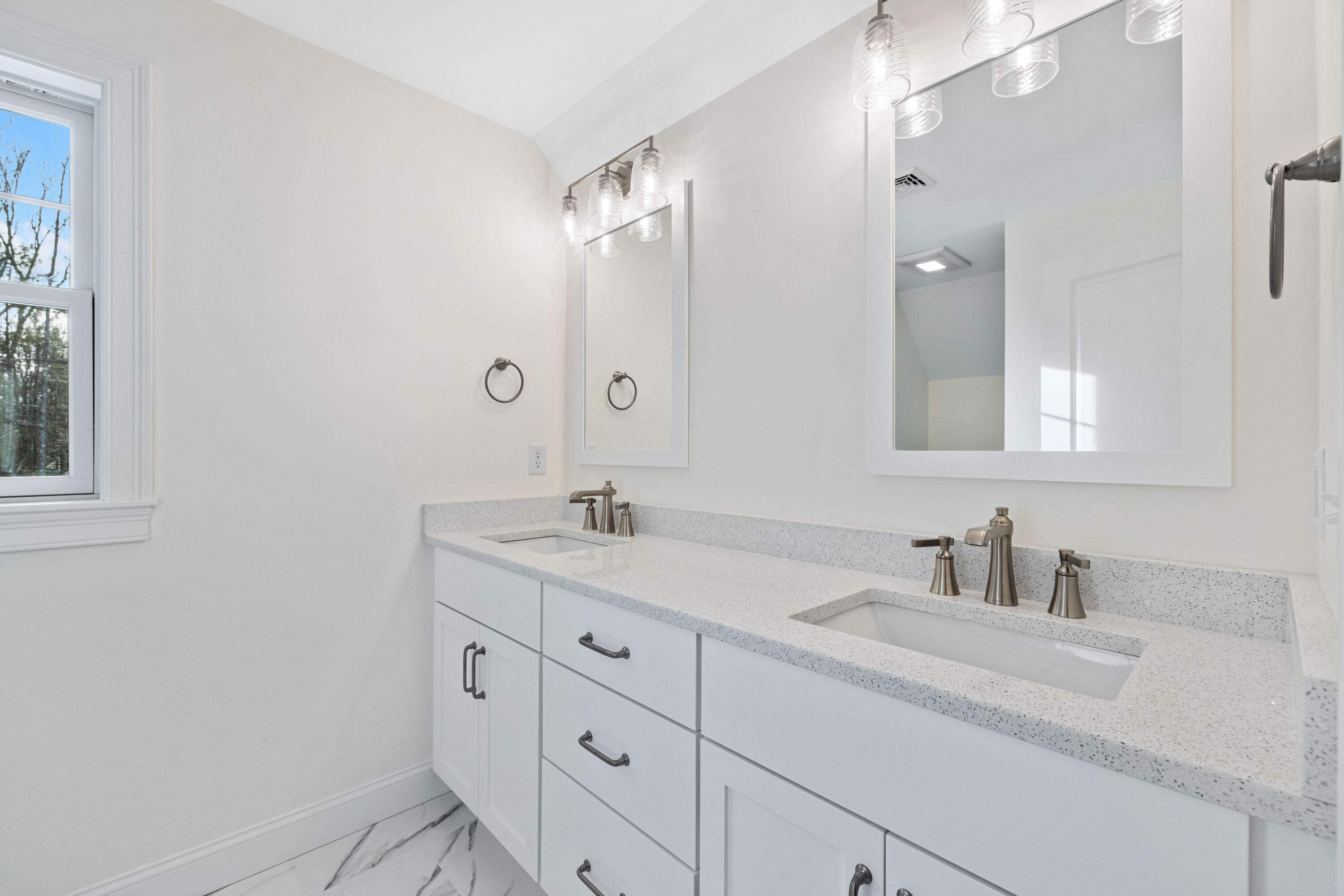 156 Patriot Way Arundel ME 04046