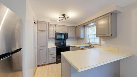 27 Andrea Lane Auburn ME 04210