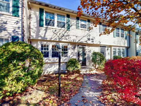 27 Andrea Lane Auburn ME 04210