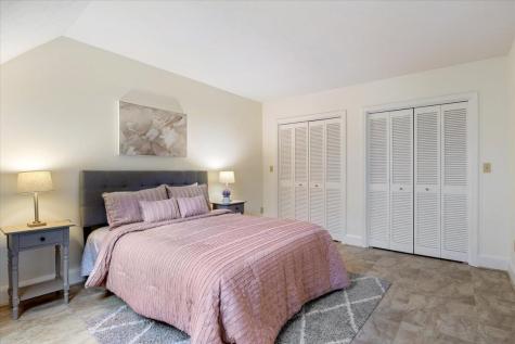 8 Cheshire Meadows Lane Kennebunk ME 04043