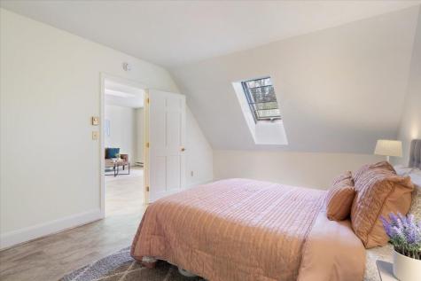 8 Cheshire Meadows Lane Kennebunk ME 04043