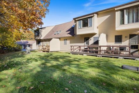 8 Cheshire Meadows Lane Kennebunk ME 04043