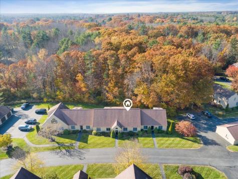 8 Cheshire Meadows Lane Kennebunk ME 04043