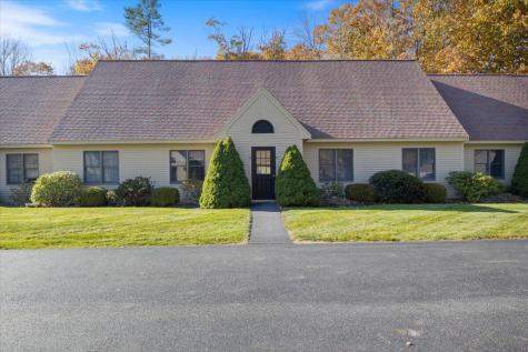 8 Cheshire Meadows Lane Kennebunk ME 04043