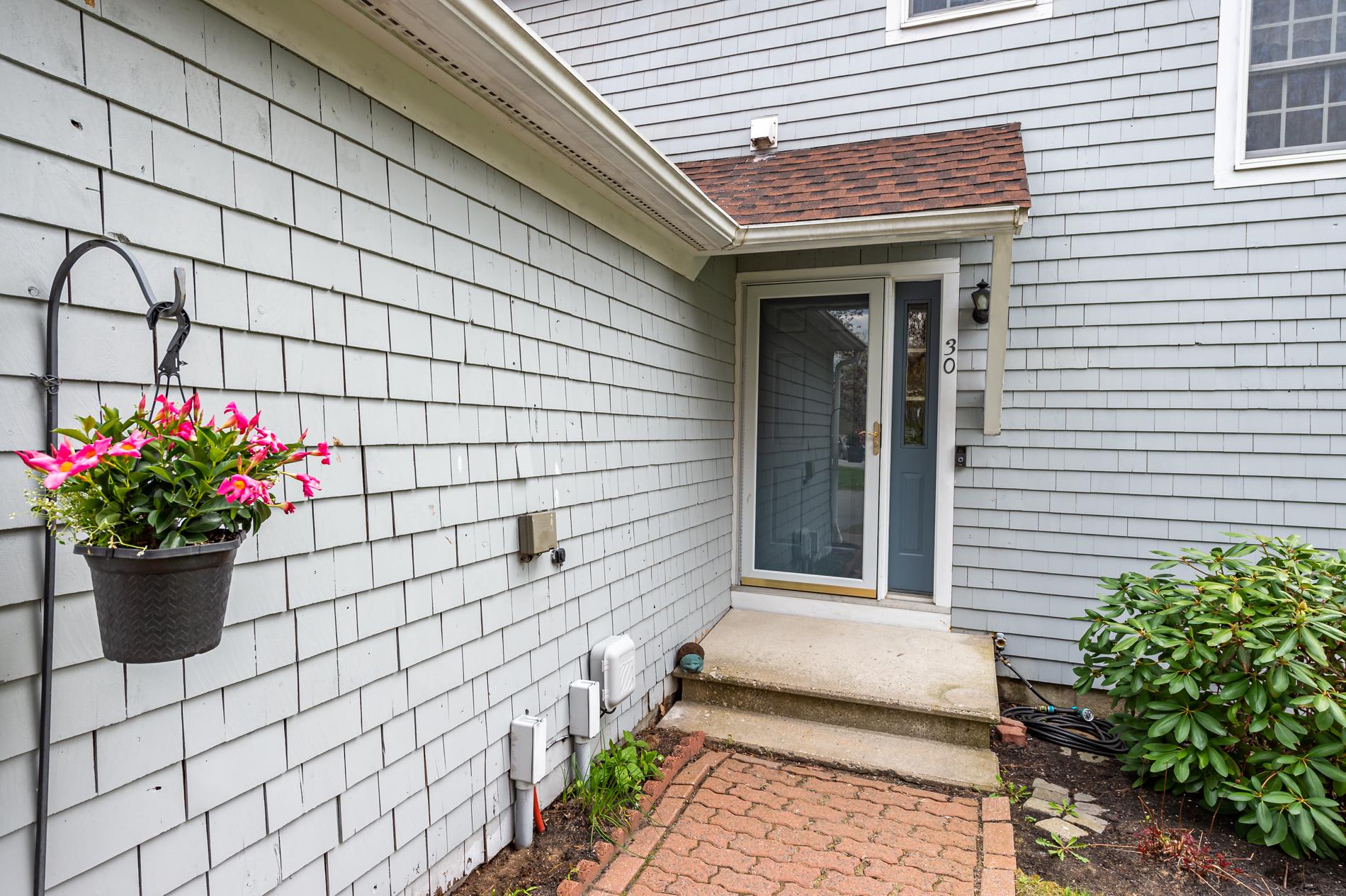 30 Sadler Drive Brunswick ME 04011