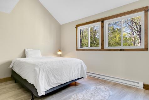 10 E Pinnacle Road Bridgton ME 04009