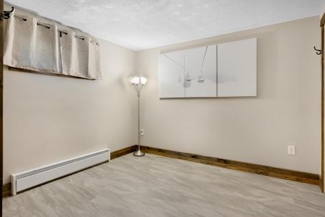 10 E Pinnacle Road Bridgton ME 04009