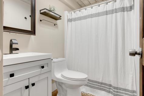 10 E Pinnacle Road Bridgton ME 04009