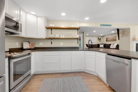 10 E Pinnacle Road Bridgton ME 04009