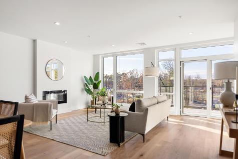 267 Us Route 1 Falmouth ME 04105