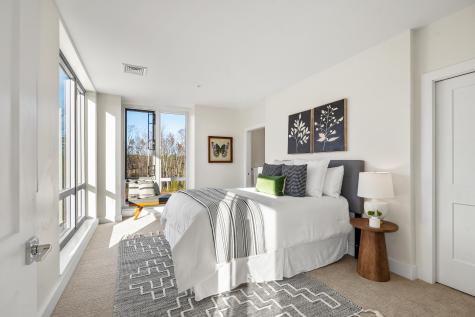 267 Us Route 1 Falmouth ME 04105