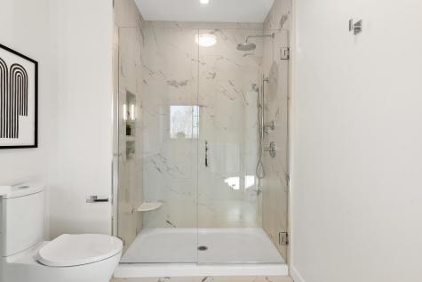 267 Us Route 1 Falmouth ME 04105