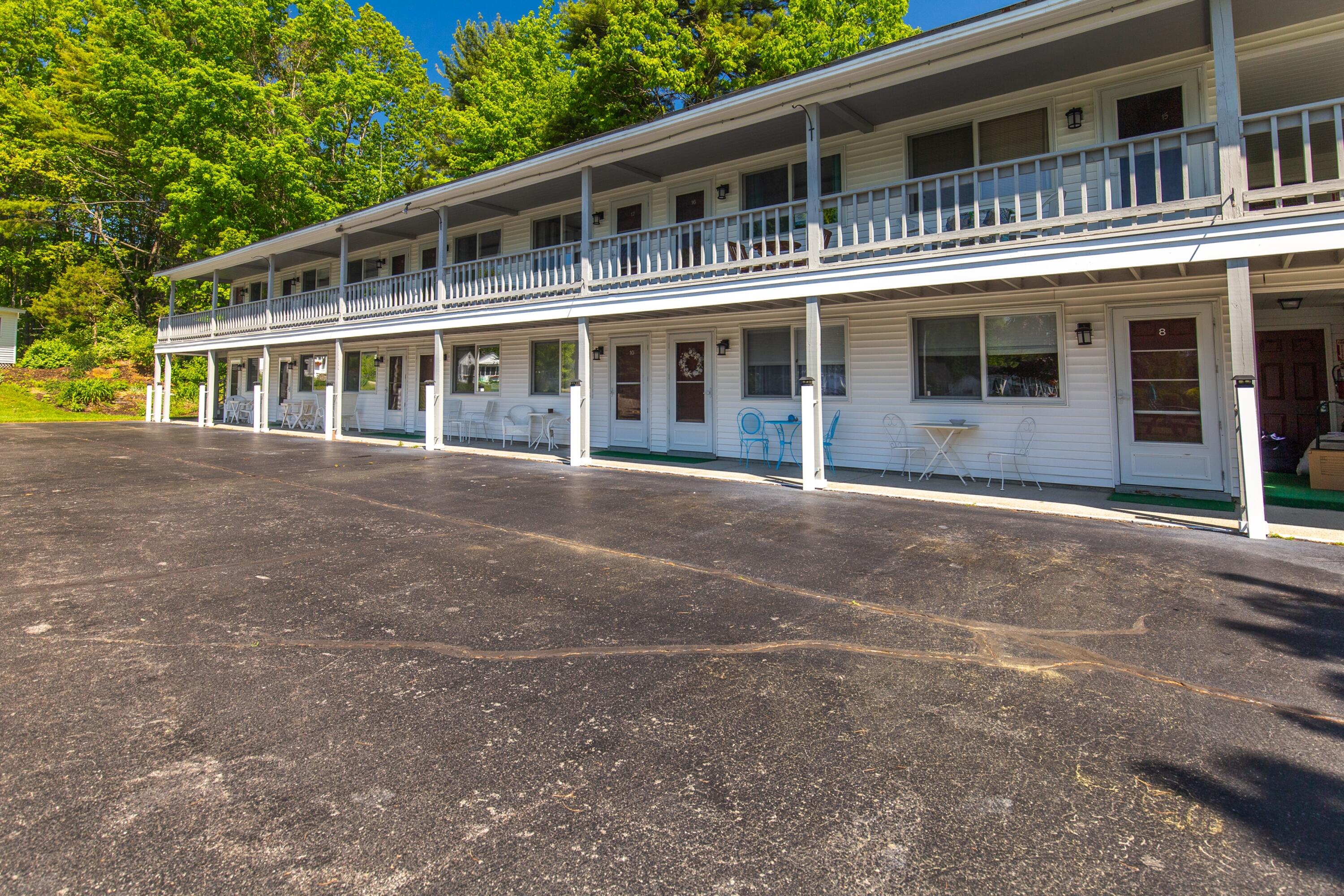 Wells ME, 76 Post Road, Unit 17M