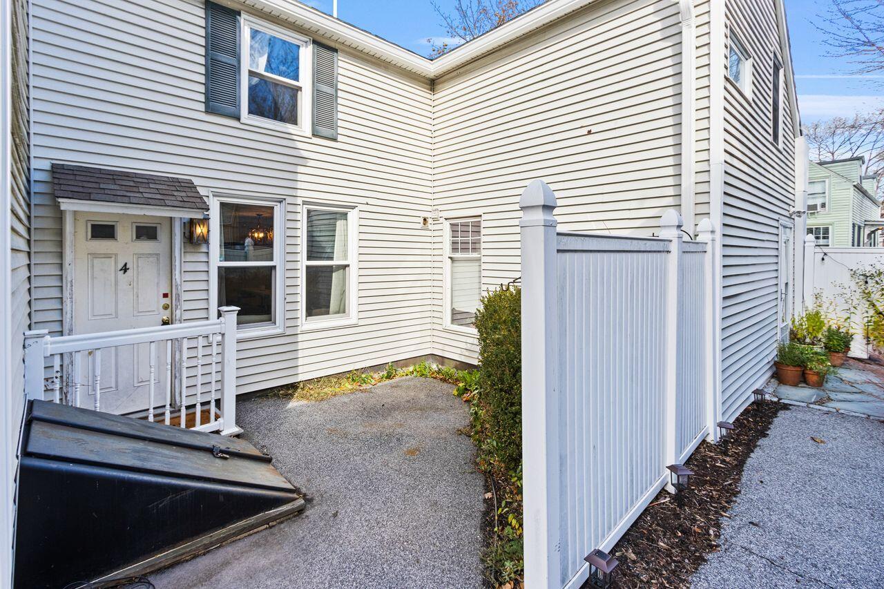 29 Parris Street Portland ME 04101