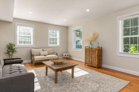 5 Pleasant Street Kittery ME 03904