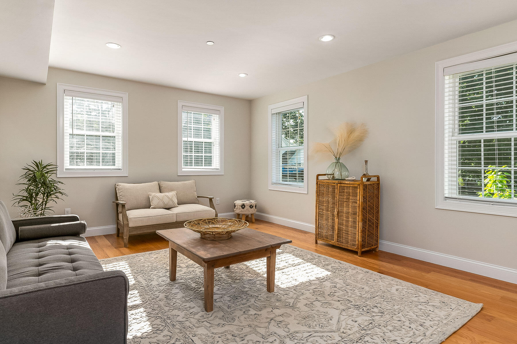 5 Pleasant Street Kittery ME 03904